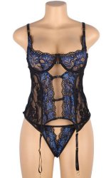 Lace Stitching Gartered Lingerie Set With Underwire